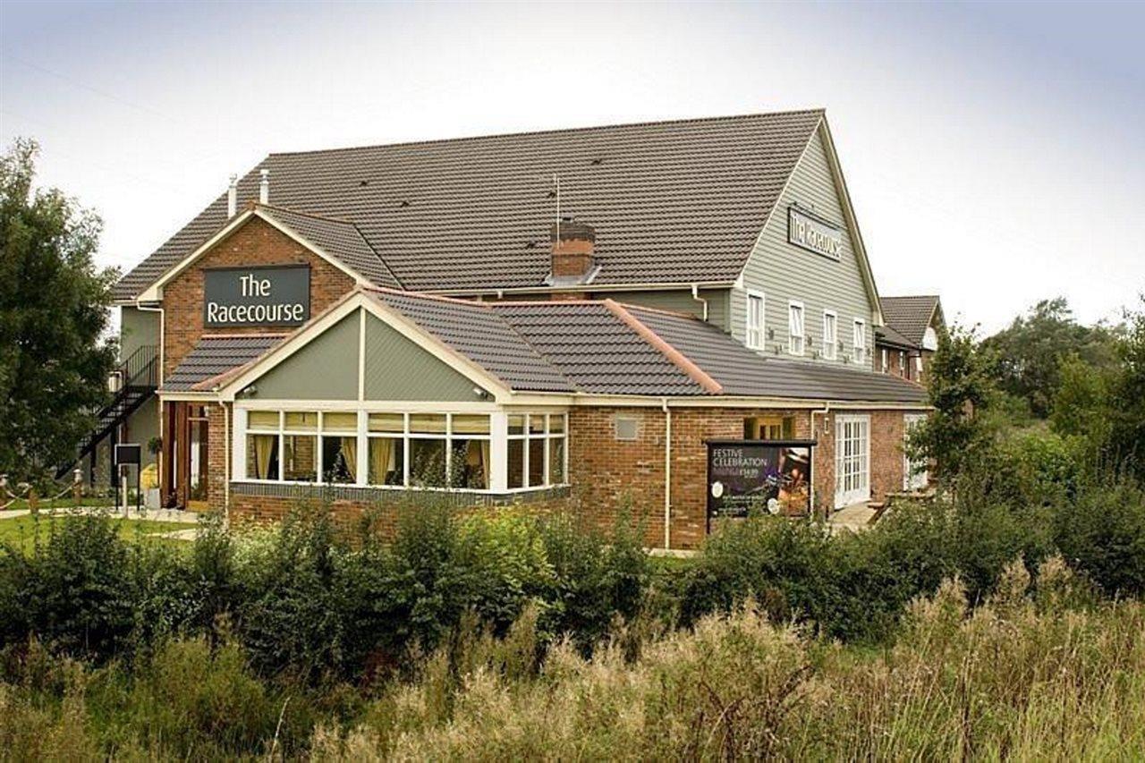 Premier Inn Uttoxeter Esterno foto